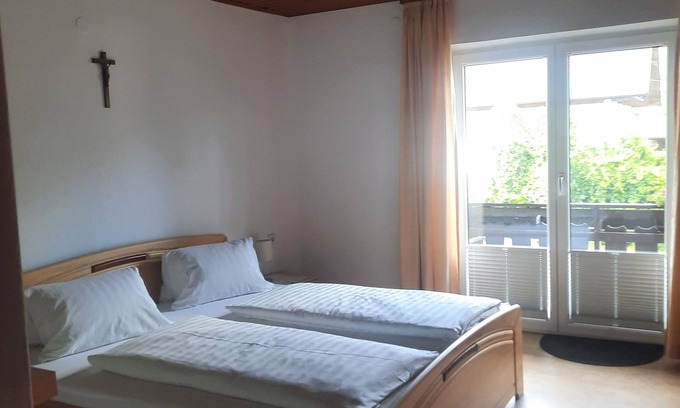 Loibichl Bed & Breakfast | Doppelzimmer 7 - Pension Marx zu Mayerhof