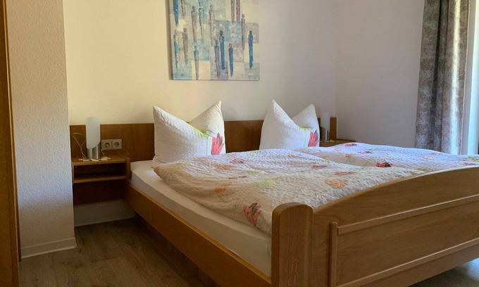 Reichelsheim Cottage | Doppelzimmer - 11 - Gasthaus und Pension Zum Fürstengrund