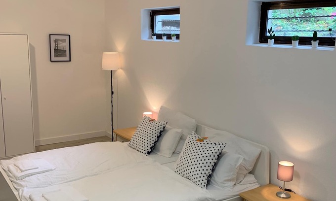 Langenfeld Apartment | Doppelzimmer für 2 Gäste mit 37m² in Langenfeld