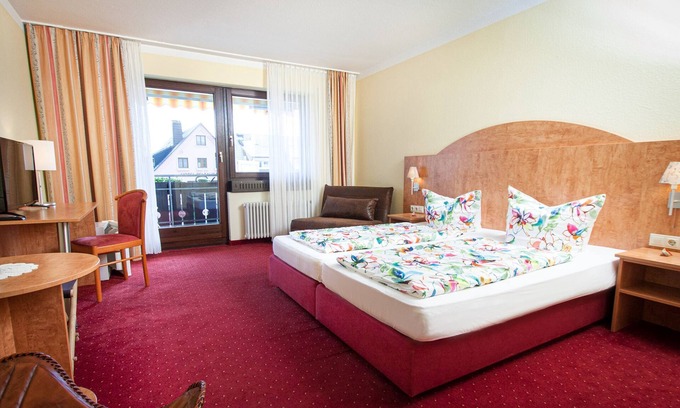 Hagnau Apartment | Doppelzimmer Balkon Twin mit Dusche und WC