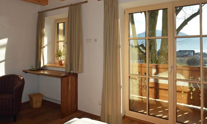 Steinbach am Attersee Apartment | Doppelzimmer Nuss - Bauernhof Grablerhof