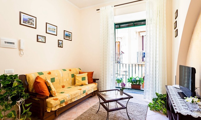 Sorrento Historic Centre Apartment | DORIS HOUSE SORRENTO