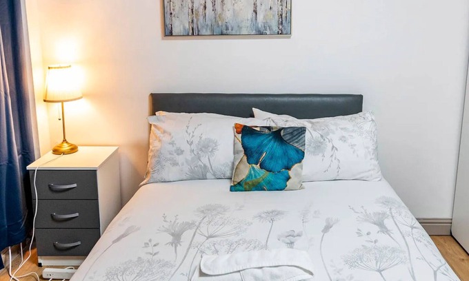 Bordesley Apartment | Double Bed Room in Flat in City Centre