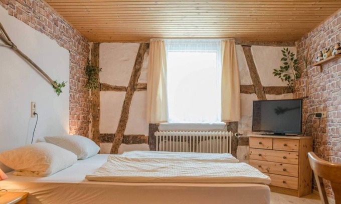 Geislingen an der Steige Apartment | Double room with shower or bathtub and WC
