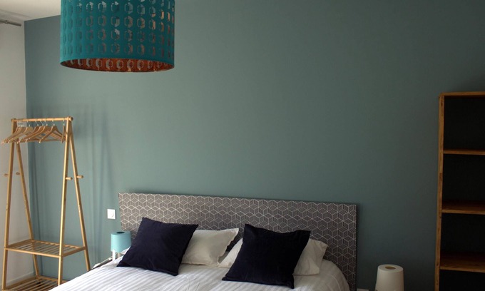 Saint-Cyr-au-Mont-d'Or House | Double room-Comfort-Private Bathroom-Terrace