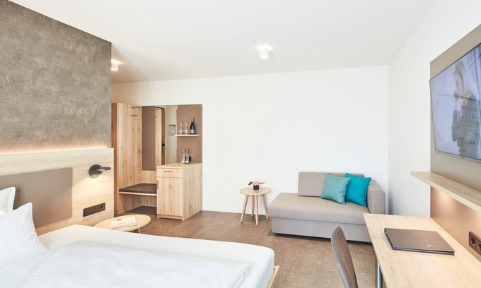 Sontheim Apartment | Double room comfort - Gästehaus Bauer with winery