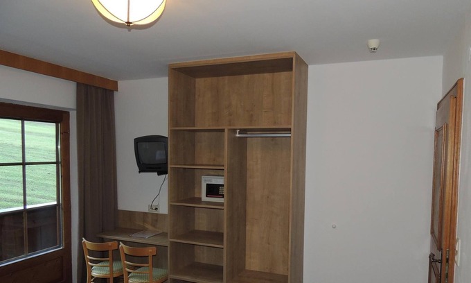 Oberau House | Double room - Gasthof Schneerose