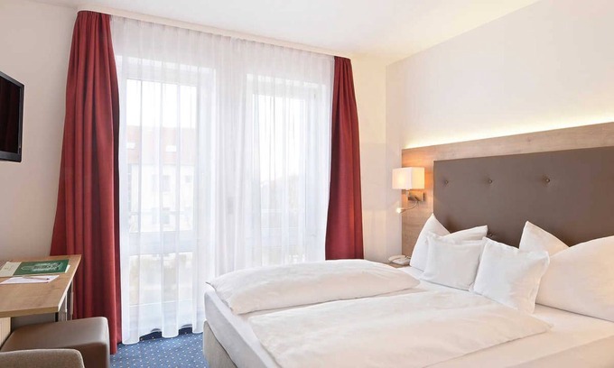 Ebersberg District House | Double room - Hotel Poinger Hof