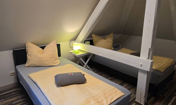 Senftenberg Cottage | Double room no. 3 - Pension Max