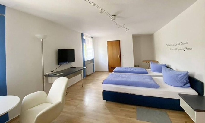 Waldbreitbach Apartment | Double room (room no. 2) - Nassen's Mühle - Restaurant & Pension