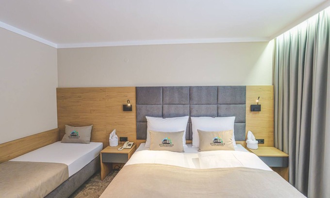 Steeg House | Double room Tirol - Hotel Styrolerhof KG