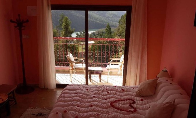 Bine el Ouidane House | Double room with balcony and stunning view in Dar l'eau Vive