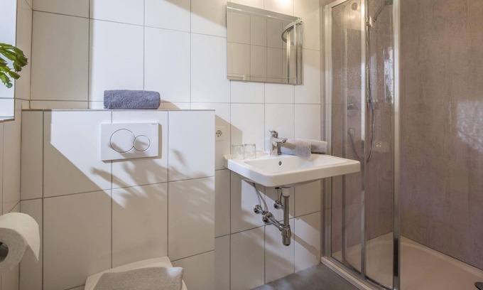 Soell Cottage | Double room with balcony - B&B Sport Mayr