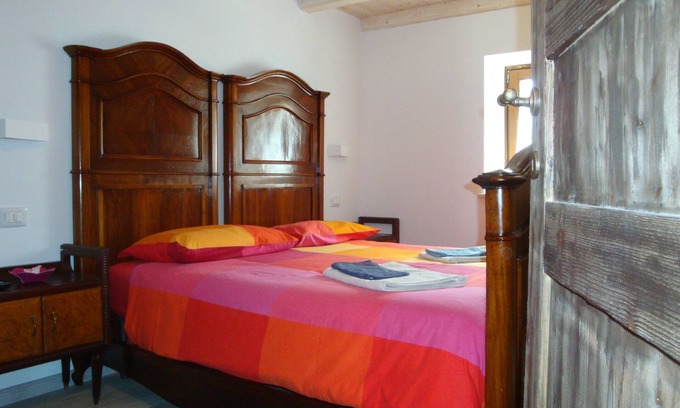 Sant'Anna d'Alfaedo House | Double room with private bathroom, in a B&B between Lessinia and Valpolicella