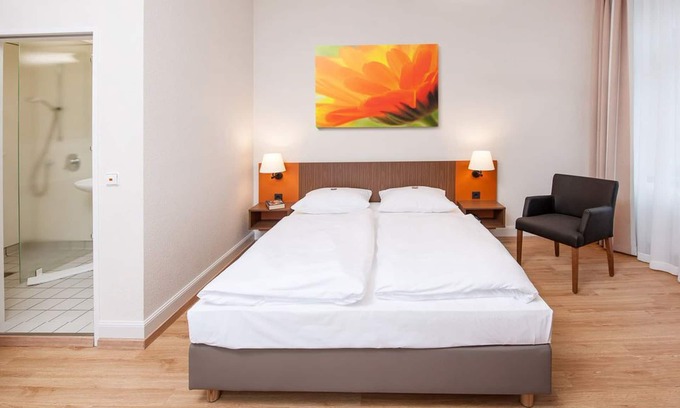 Rastatt Apartment | Double room with queen-size bed