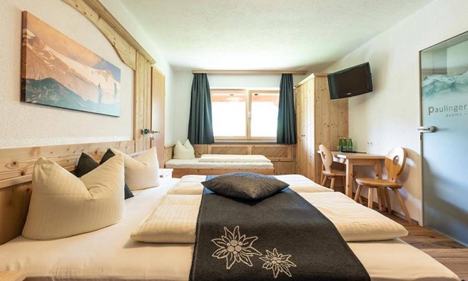 Axams Other | Double room with shower or bath, WC - Pension Bauernhof Paulingerhof