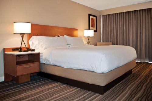 Helena Hotel | Doubletree By Hilton Helena Downtown