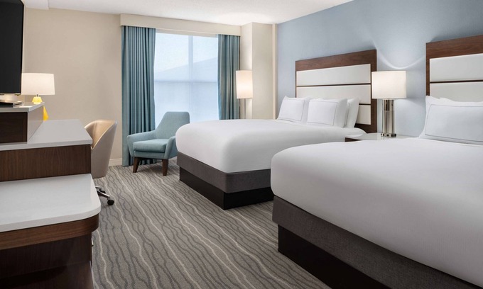 Norfolk - Virginia Beach Hotel | Doubletree by Hilton Hotel Norfolk Airport