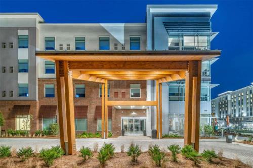 Summerville Hotel | DoubleTree by Hilton Summerville Nexton