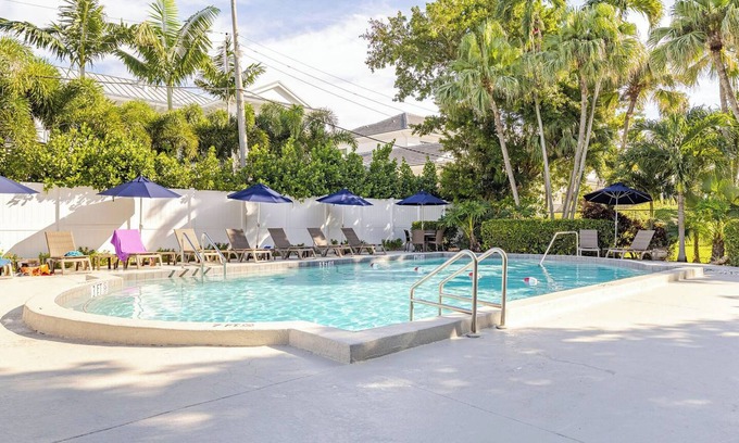 Delray Beach Condo | Dover House Resort