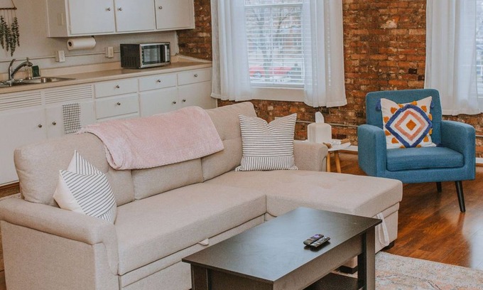 Valparaiso Apartment | Downtown Apartment on Lincolnway