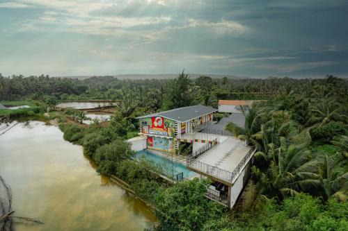Arambol Hostel | DownTown Arambol - The River Side Hostel