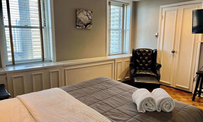 Downtown Atlanta Condo | Downtown ATL Condo - 17th Floor Views Near Stadium & Attractions