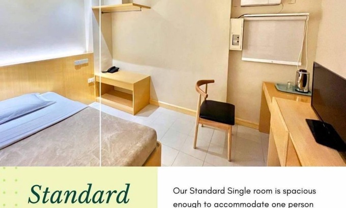 Downtown Tacloban Apartment | Downtown Chic: Etsu Studio's Stylish Urban Escape