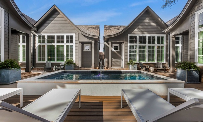 Fairhope Cottage | Downtown Cottage Hideaway Suite C