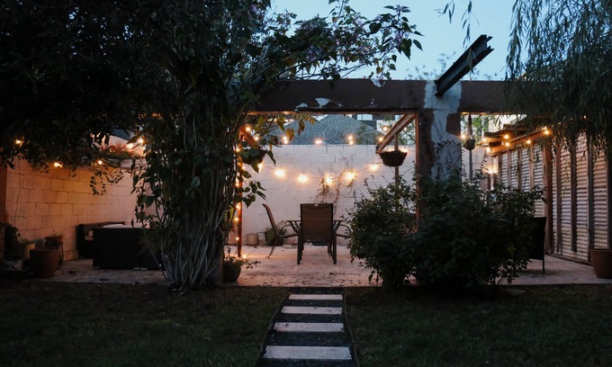 Washington Ave./ Memorial Park House | Downtown Dream: 2-BR Cozy Cottage Gem