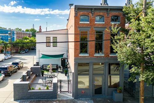 Butchertown House | Downtown Kentucky Home Perfect for Groups
