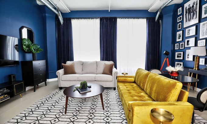 Historic Core Condo | Downtown LA Loft w/Rock & Roll Vibe, Rooftop Pool + Free Parking