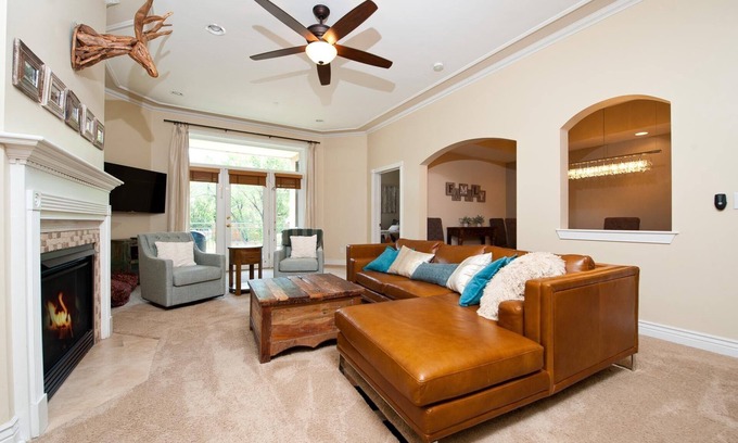 Historic Downtown Durango Condo | Downtown Luxury Condo - 1 Block to Main Street and Train
