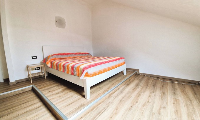 Albaro Apartment | Downtown, near the sea, air-conditioned, free parking.