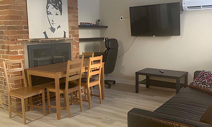 Downtown Halifax Apartment | Downtown one bedroom/Historic Bauer Terrace