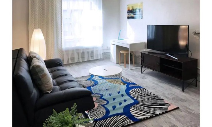 Fairlie-Poplar Historic District House | Downtown Retreat - Location ✔️ Comfort ✔️ Style ✔️