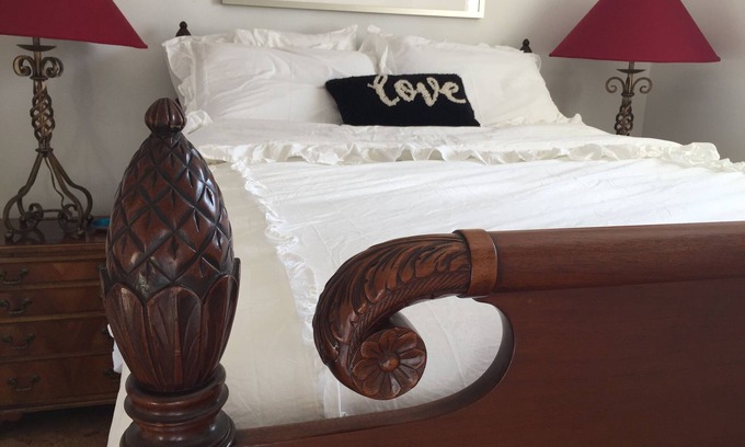 Central Sarasota Apartment | Downtown Safe Historic btwn Siesta & Lido Beaches