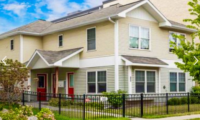 Traverse City Condo | Downtown Traverse City Condo. Great Location. New King Bed