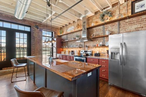 Perryville Apartment | Downtown Urban Loft above Restaurants #1