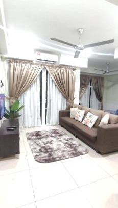 Kampung Telaga Nibong Apartment | DPerdana -Dinies pool,wifi, centre of Kota Bharu, 4-5 pax