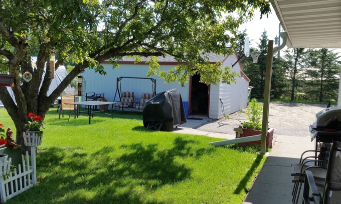 Blackduck Hotel | Drake Motel