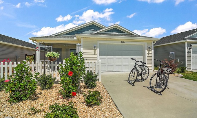 Okahumpka House | Draper Villa Getaway (Lake Denham)