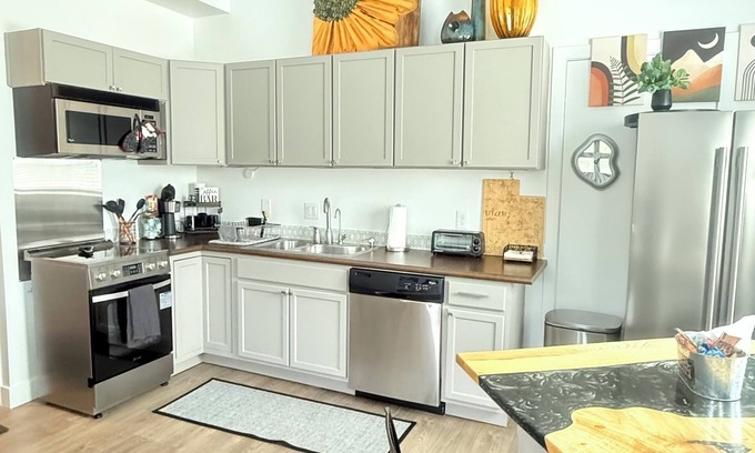 Draper House | Draper’s Dream is a beautiful very private two bedroom two bathroom Guest house.