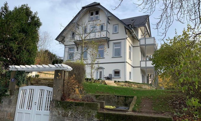 Coburg Apartment | Dream art nouveau apartment Bergstr. 18 ground floor