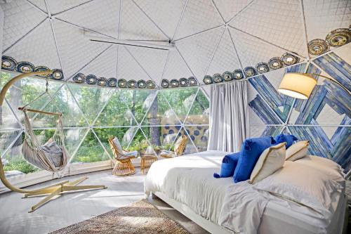 Leesburg Other | Dream Dome Getaway near Leesburg