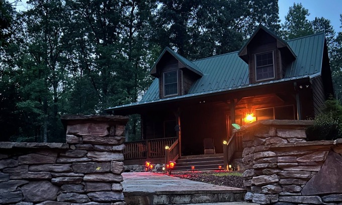 Salisbury Cabin | Dream Estate
