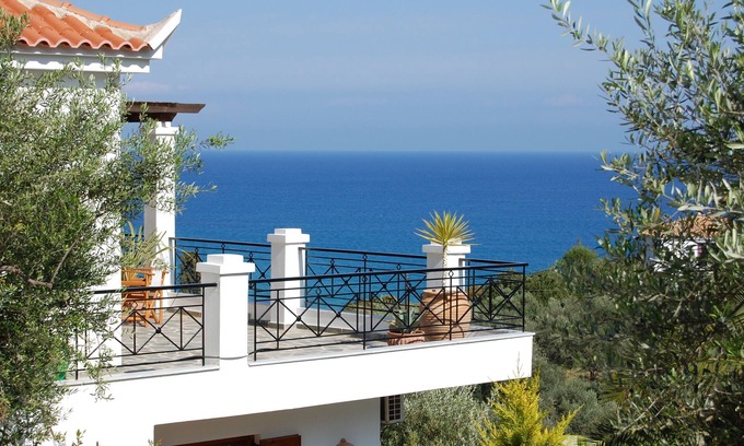 Pylos-Nestoras House | Dream house by the sea- 200 meters from the beach- private access