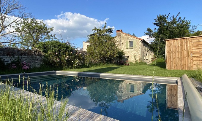 Pouancay Villa | Dream house with swimming pool surrounded by vineyards