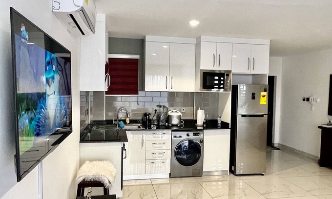 Labone Apartment | Dream Luxury Apartment, Cantonments-Labone