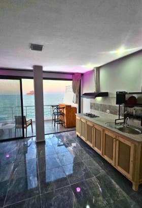 d'har ayed Apartment | Dream View Luxe